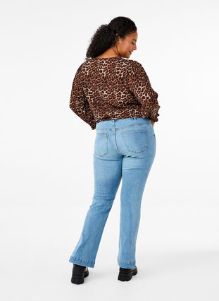 Zizzi Bootcut jeans met split, Blue Denim, Model image number 1