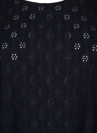 Zizzi Blouse met korte mouwen en gaatjespatroon, Black, Packshot image number 2