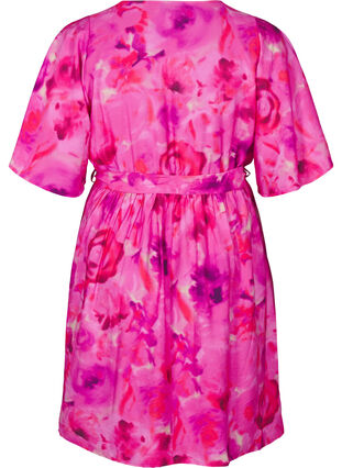 Zizzi Knielange jurk met bloemenprint en wikkeleffect, Pink Rose AOP, Packshot image number 1