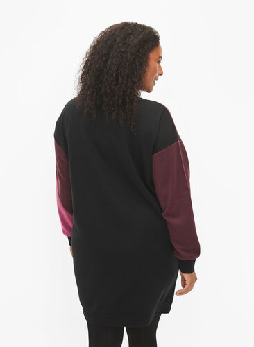 Zizzi Lang sweatshirt met colorblock, Fudge Color B. , Model image number 1