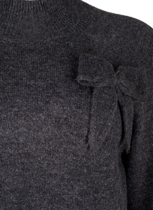 Zizzi Gebreide blouse met strikdetail, Dark Grey White Mel., Packshot image number 2