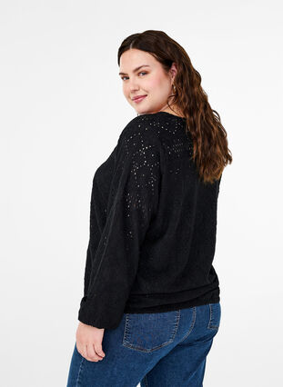 Zizzi Blouse met lange mouwen, V-hals en gaatjespatroon, Black, Model image number 1